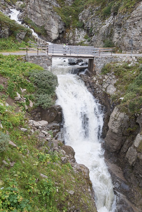 Hike to Bielerhöhe. Bridge over the Klostertaler brook. near Partenen. .