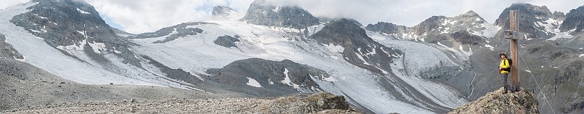 Jamtal Glacier Tour. Panoramic view from the Russkopf on the Jamtalferner. near Galtür. .
