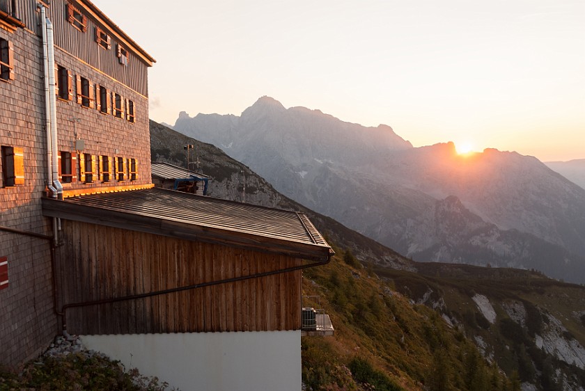 Hike to the Watzmann Central Summit. Sunset at the Watzmannhaus. near Berchtesgaden. .