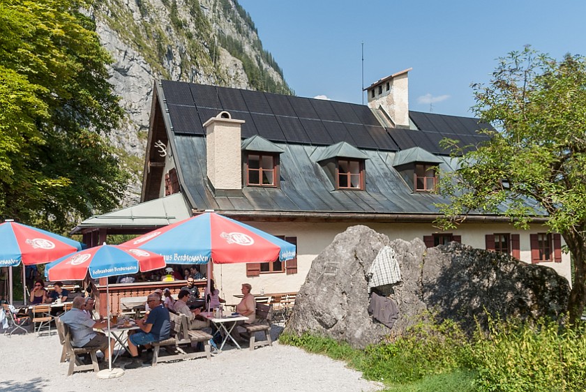 Hike to the Wimbachgrieshütte. Wimbachschloß. near Berchtesgaden. .