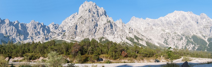 Hike to the Wimbachgrieshütte. Panoramic view on the Wimbachgries and western mountain ridge. near Berchtesgaden. .