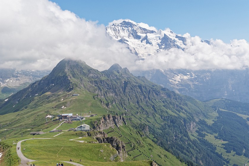 Rotsteckli Trail. View from Männlichen on Tschuggen und Jungfrau. near Wengen. .