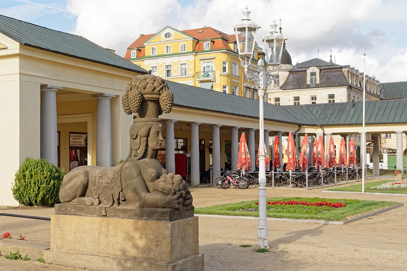 Františkovy Lázně. Nová kolonáda. Frantiskovy Lazne. .