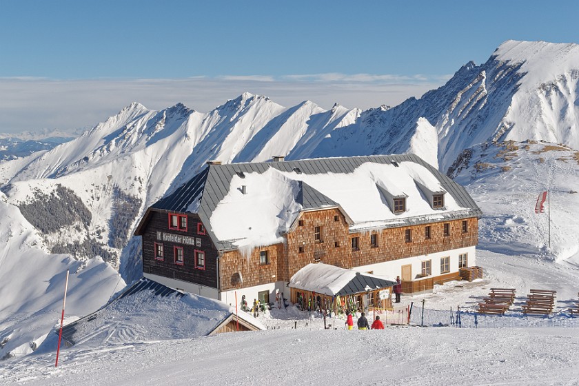 Skiing at the Kitzsteinhorn. Krefelder mountain hut. Kaprun. .