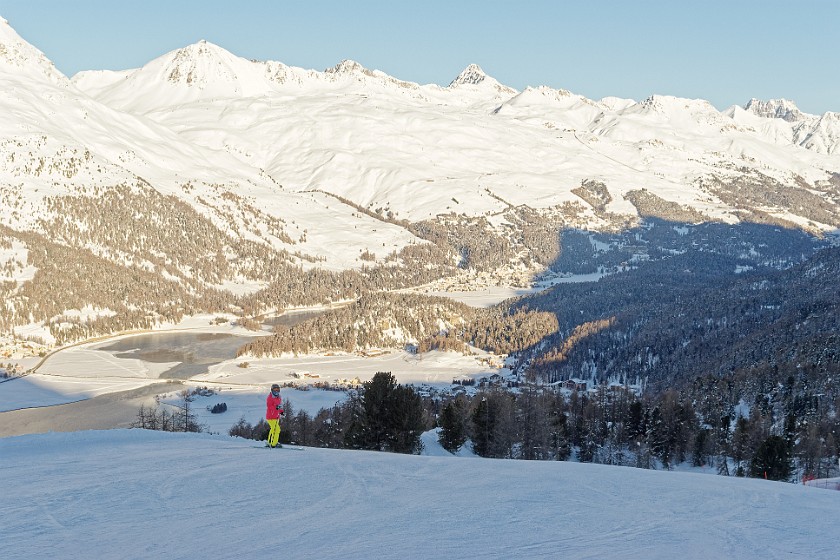 Skiing at the Corvatsch. View on Surlej, Champfèr and the Suvretta House. Sankt Moritz. .