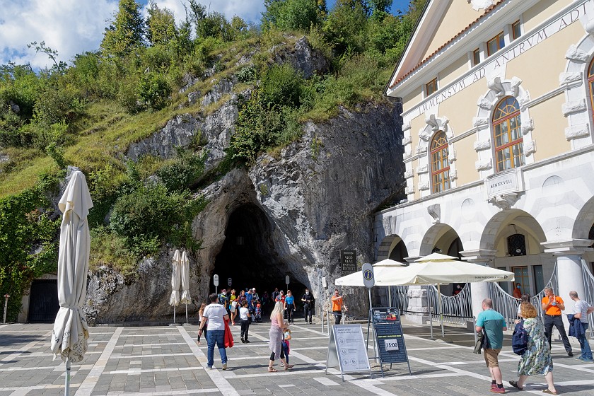 Postojna Cave. Cave entrance. Postojna. .