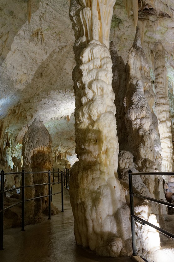 Postojna Cave. Cave. Postojna. .