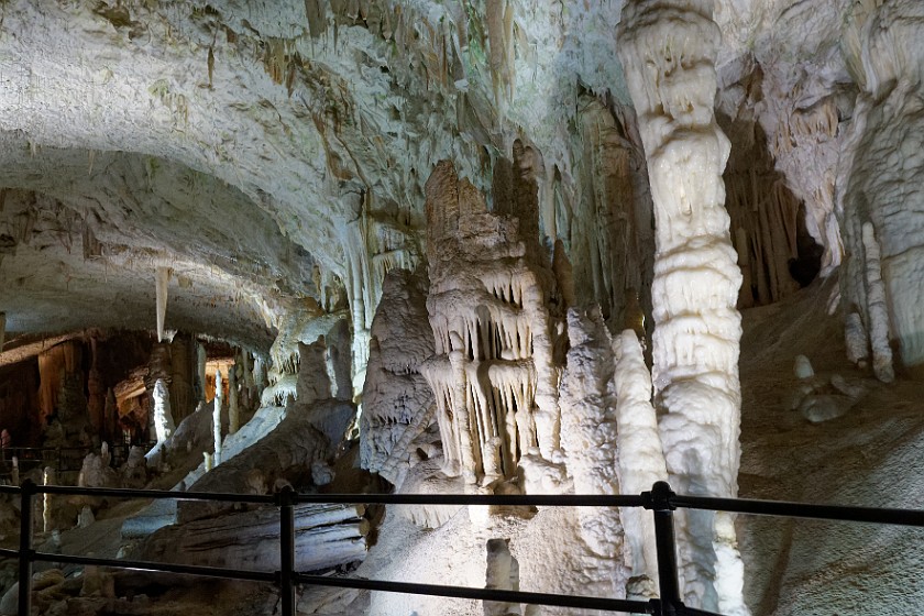 Postojna Cave. Cave. Postojna. .