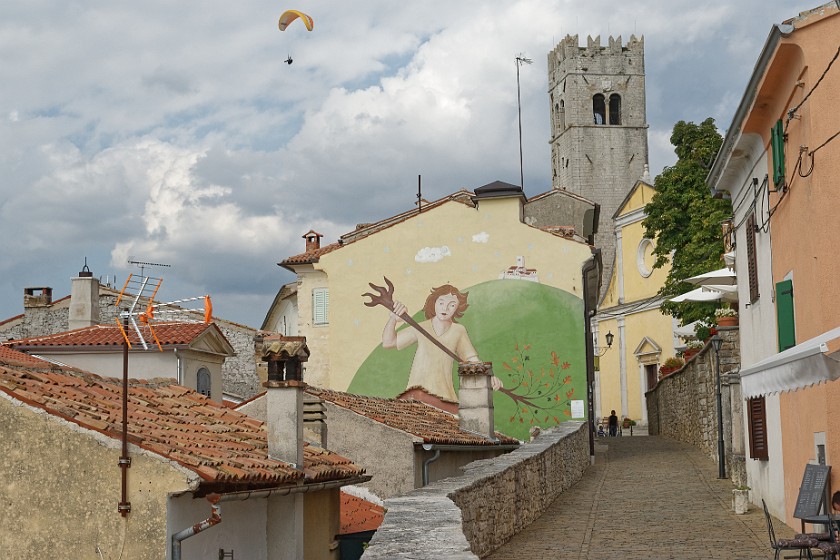 Motovun. St. Stephen's church. Motovun. .