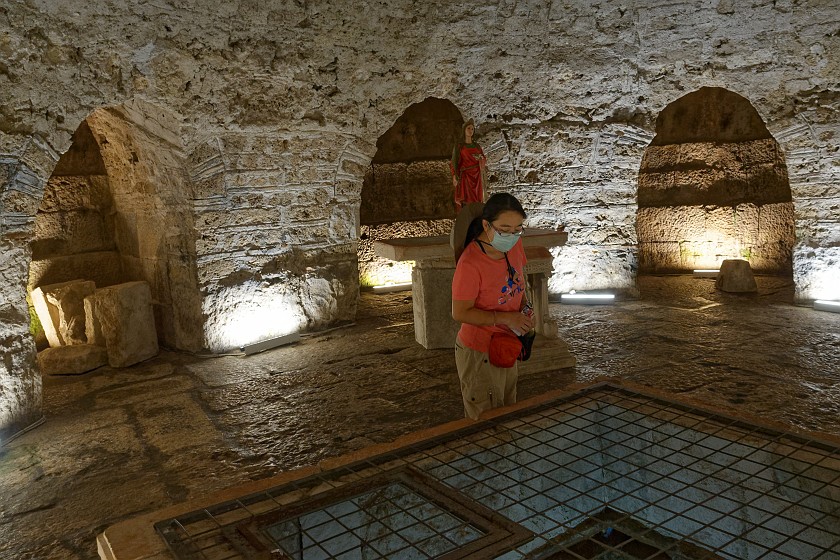Split. Crypt. Split. .