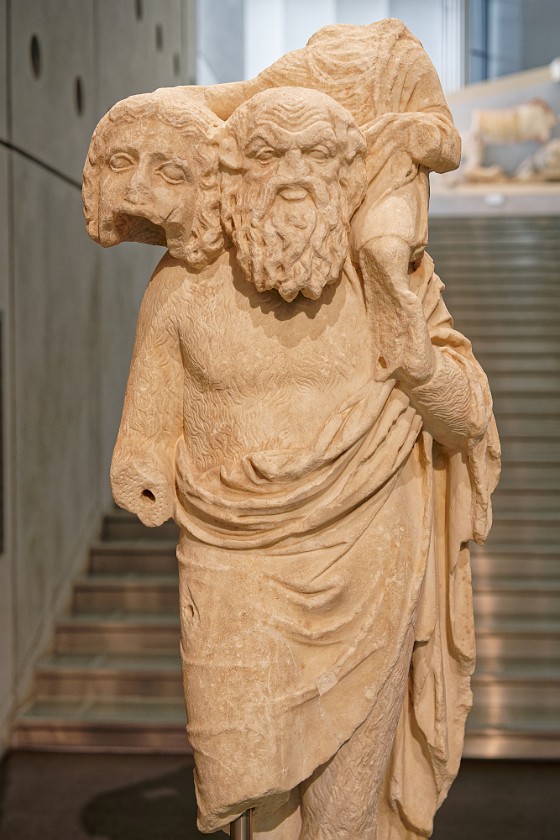 Acropolis Museum. Statue. Athens. .