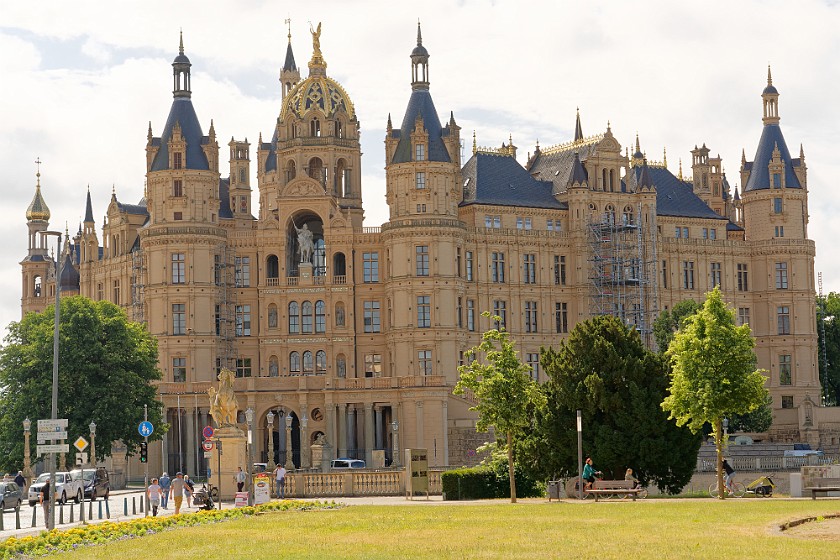 Schwerin Palace. Palace. Schwerin. .