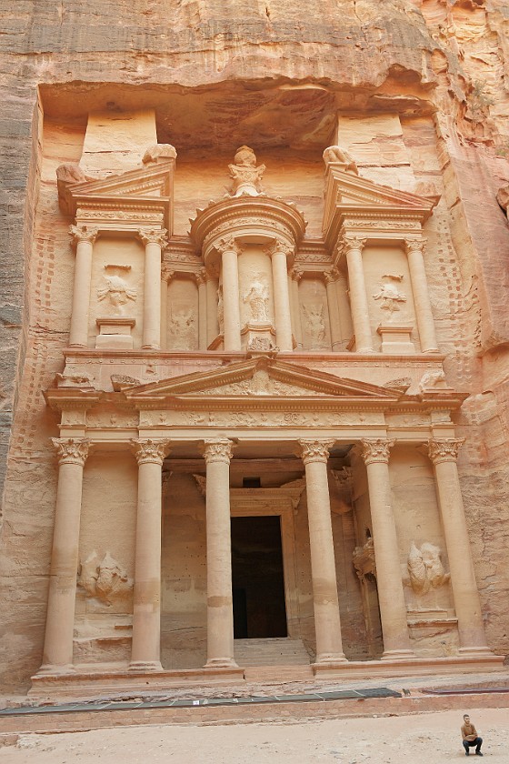 Petra. Treasury. Wadi Musa. .