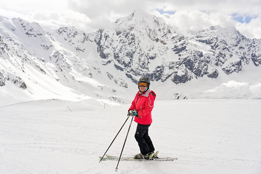 Skiing in Sulden at the Ortler. Portrait with Königspitze in the background. Sulden. .