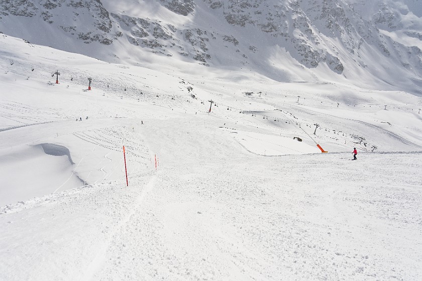 Skiing in Sulden at the Ortler. Madritsch and Schöntauf I chairlifts. Sulden. .