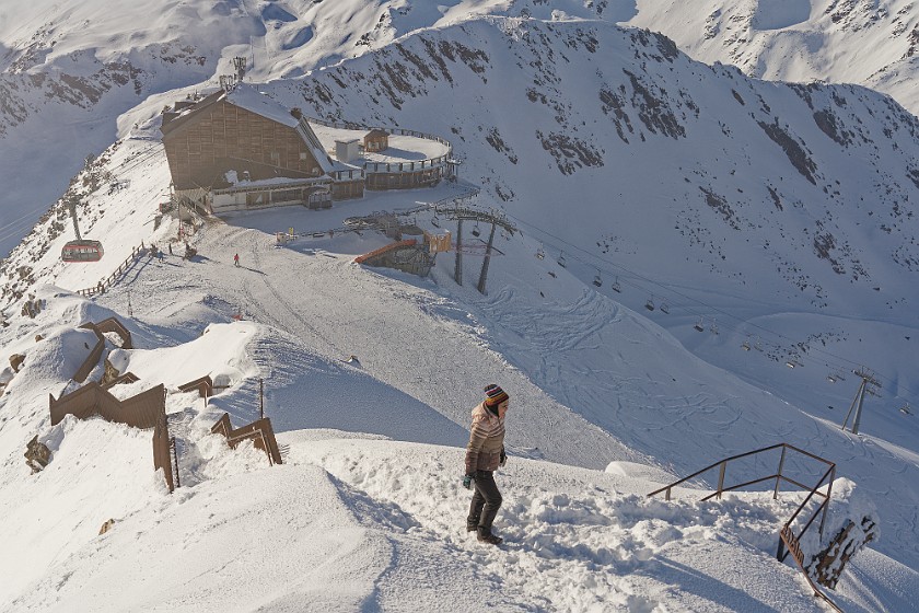 Skiing in the Schnalstal. Glacier Hotel Grawand and Grawand chairlift. Kurzras. .
