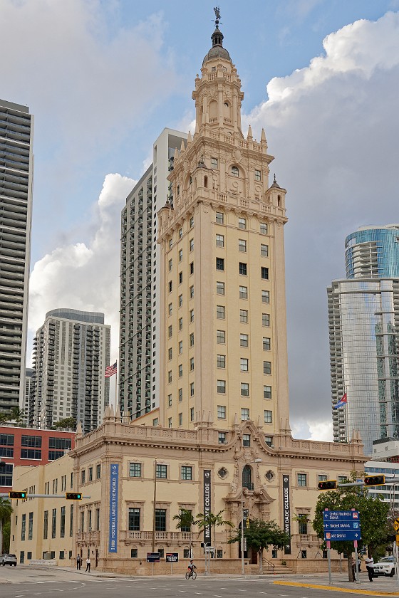 Miami Millionaire’s Row Sightseeing Cruise. Freedom tower. Miami. .
