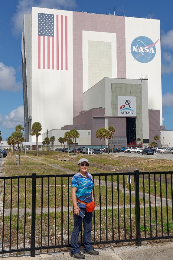 Kennedy Space Center. Portrait in front of the NASA vehicle assembly building. Merritt Island. .